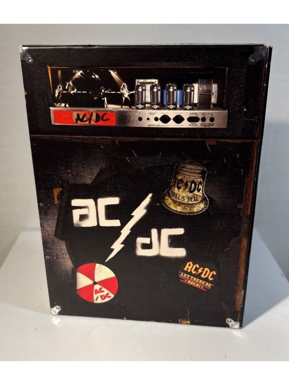 AC/DC Backtracks 2 CDs & DVD (NTSC) 2009 Boxed Set With Booklet - Picture 3 of 10